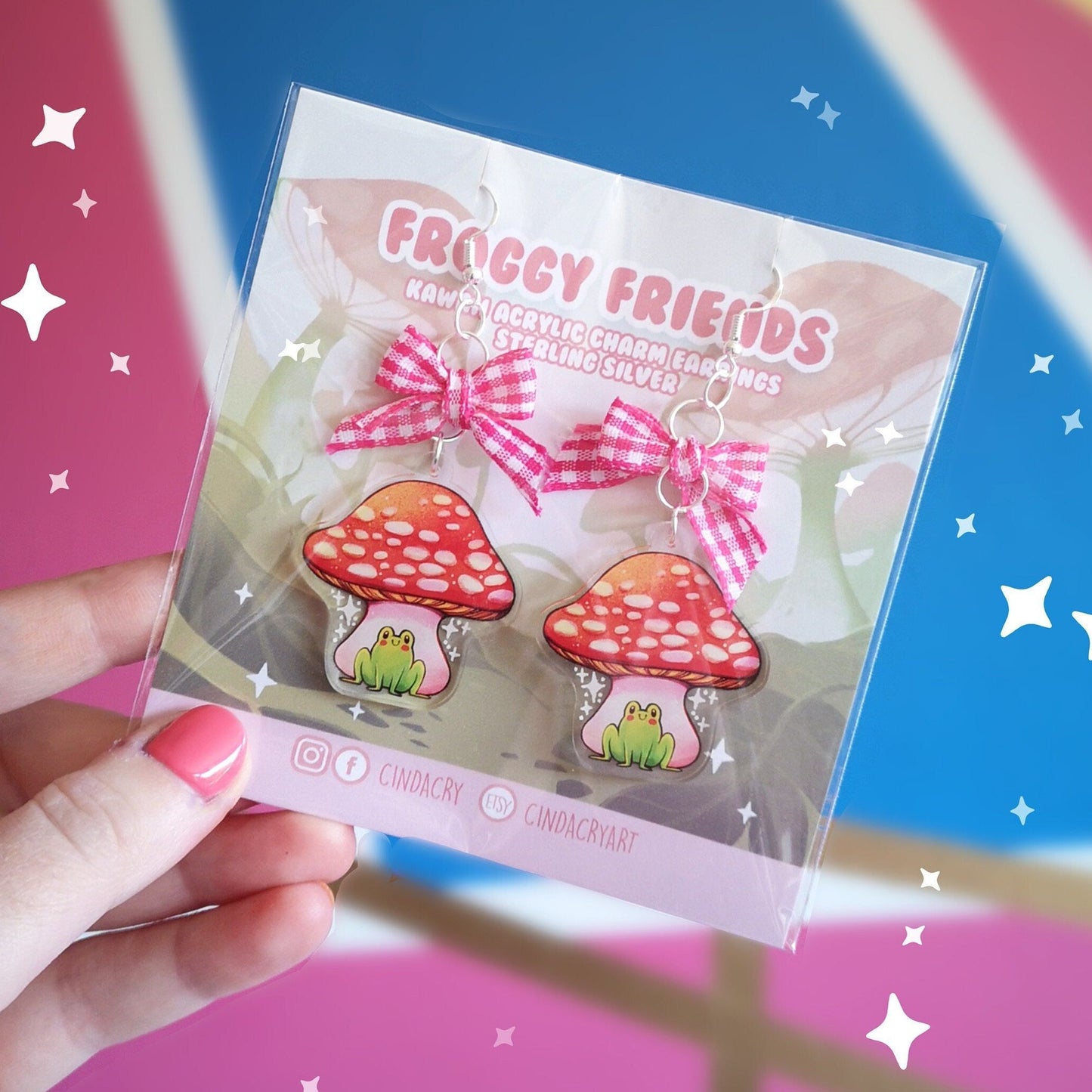 Pendientes acrílicos con dije de hongo y ranas