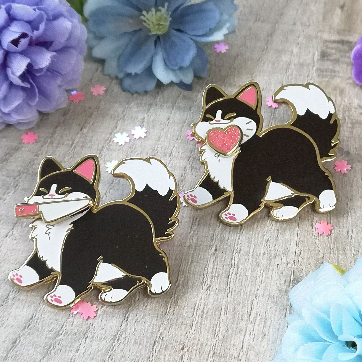 Gato de esmoquin | Juego de pines magnéticos de esmalte duro | Divertidos e intercambiables | Chaotic Cuties