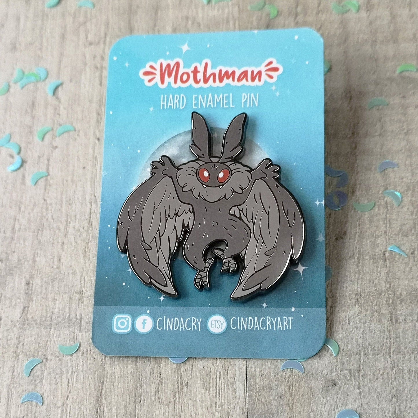Pin de esmalte duro de Mothman Cryptid | Pin de solapa divertido de regalo Beast Fantasy