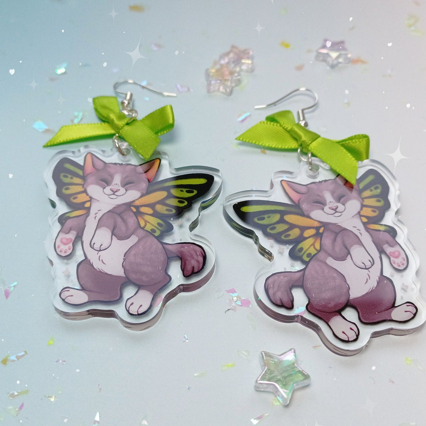 Pendientes de hada y gatito con dije acrílico