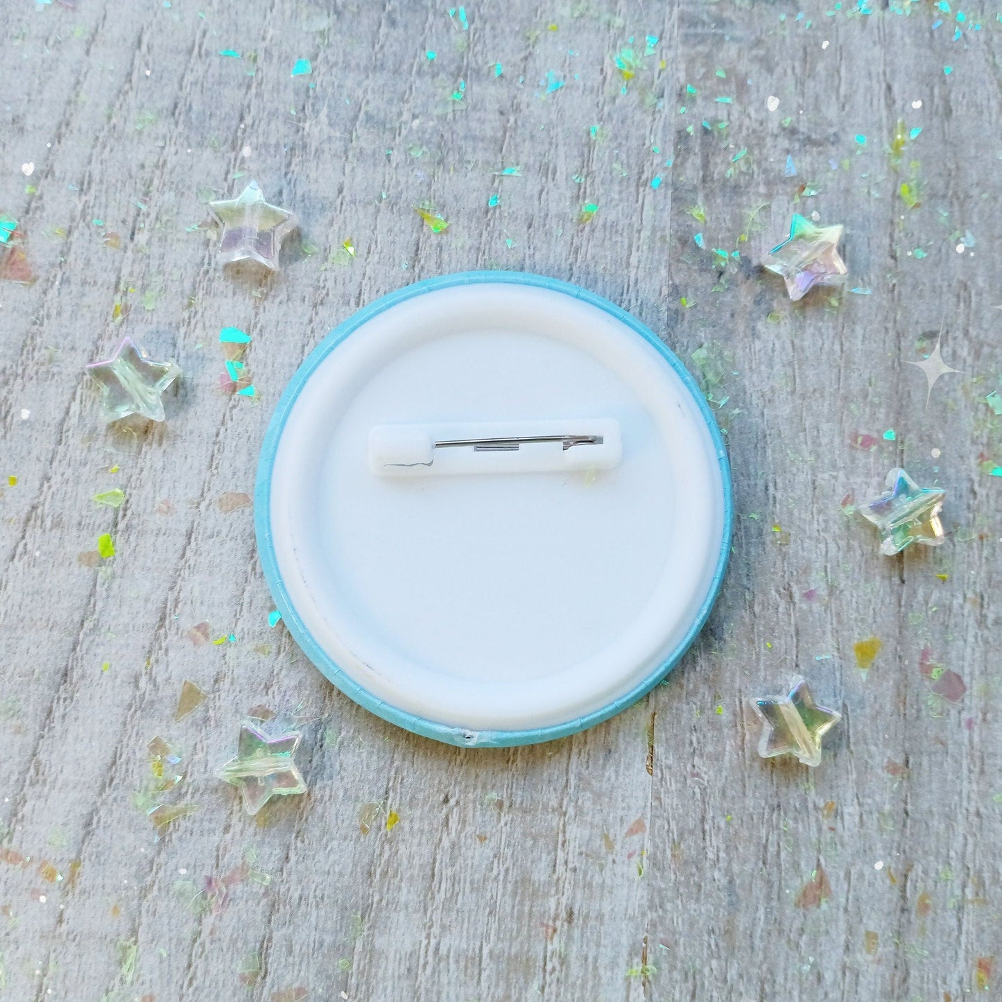 Insignia holográfica grande "Quiero creer" de Cryptid