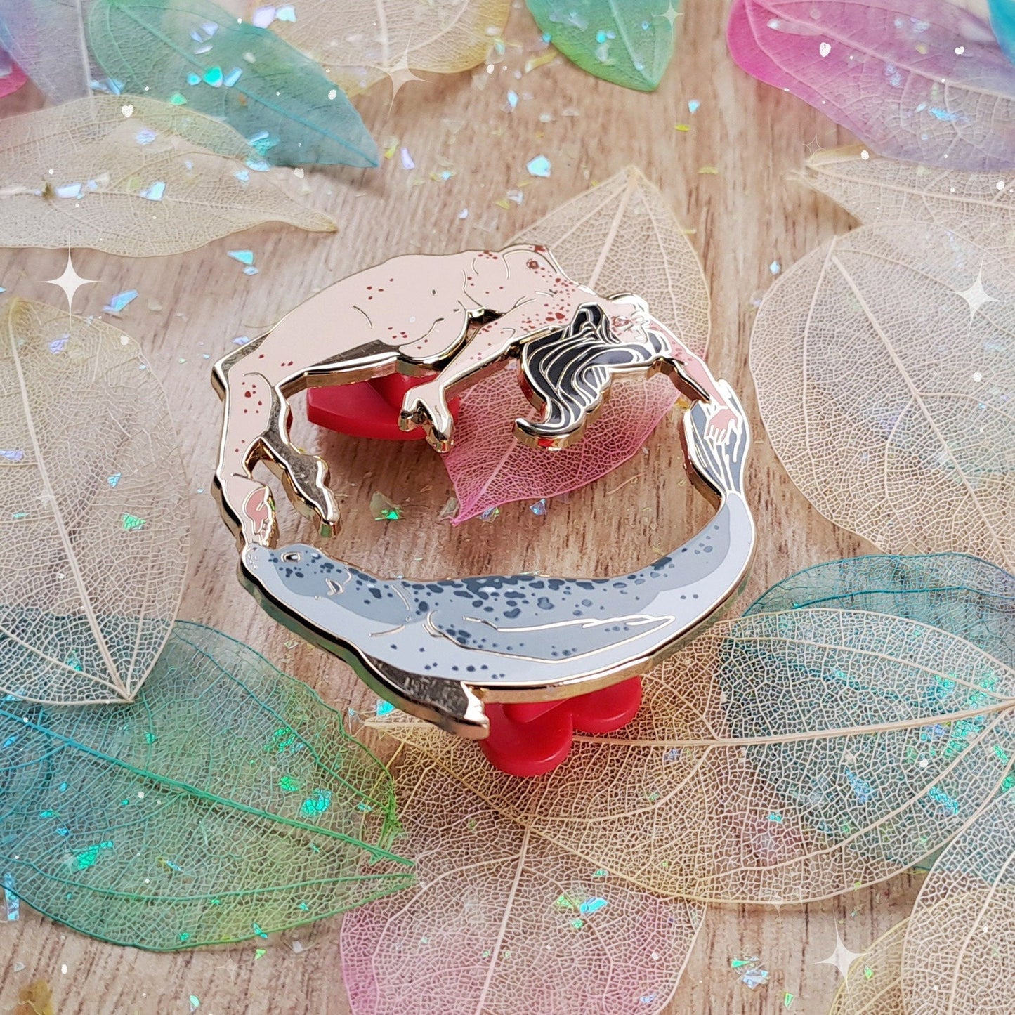 Pin de esmalte duro Selkie | Regalo divertido Pin Bestia Fantasía Mito