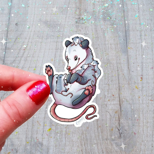 Pegatina holográfica con purpurina de mamá zarigüeya