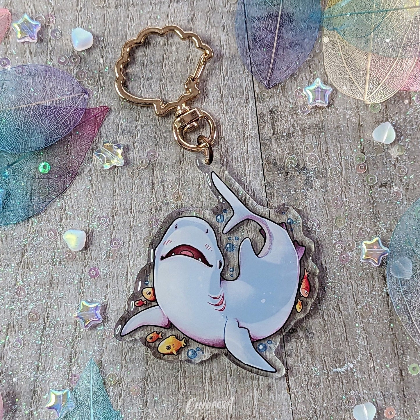 Porte-clés en acrylique avec breloque requin heureux | Double face Great White