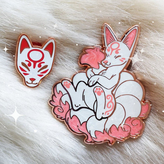 Ensemble de broches mignonnes en émail dur avec le renard à neuf queues et le masque de Kitsune